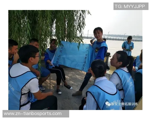 助攻内托展现团队默契吉滕斯坚信训练成果将助力更好表现