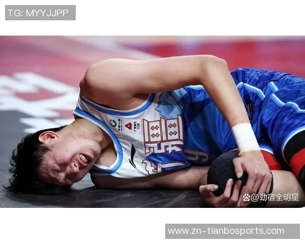 周琦缺席国家队比赛通过休整与赴美康复获得充足休息与调整