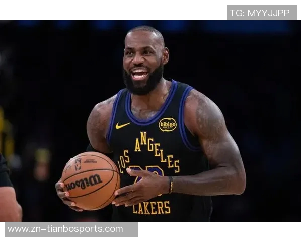 大莫里斯谈湖人对詹姆斯的态度认为缺乏应有的尊重令人困惑